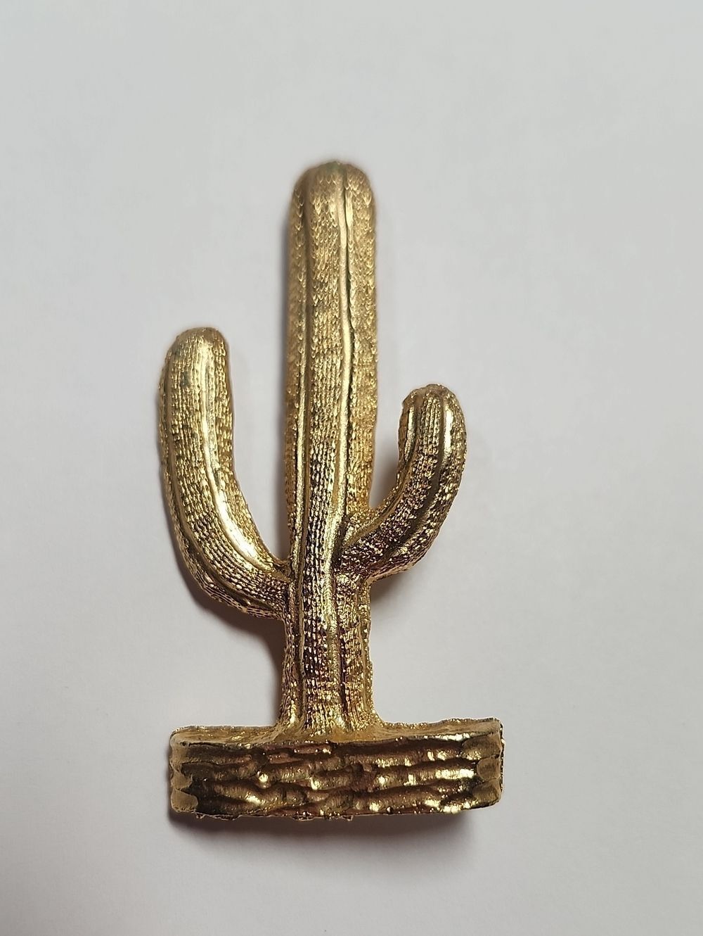 Gold Tone Cactus Pin Brooch Western Wear Cowgirl Cowboy Desert